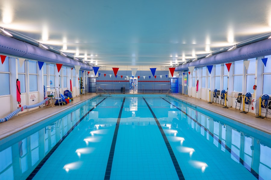 Holmfirth Swimming Pool