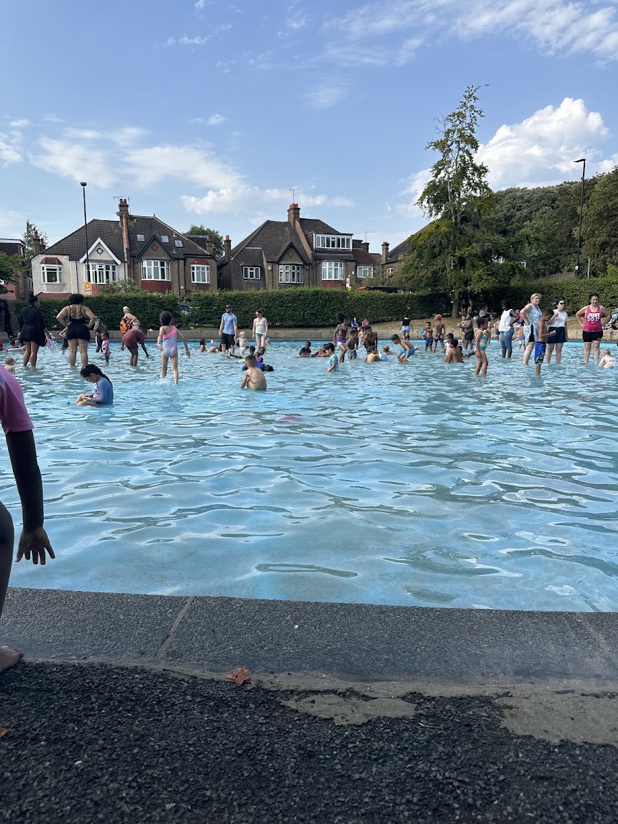 Streatham Common Paddling Pool